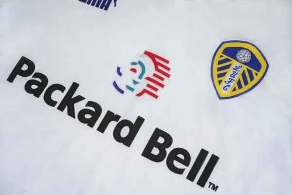 1998/99 Leeds United Retro Home Jersey - Image 3
