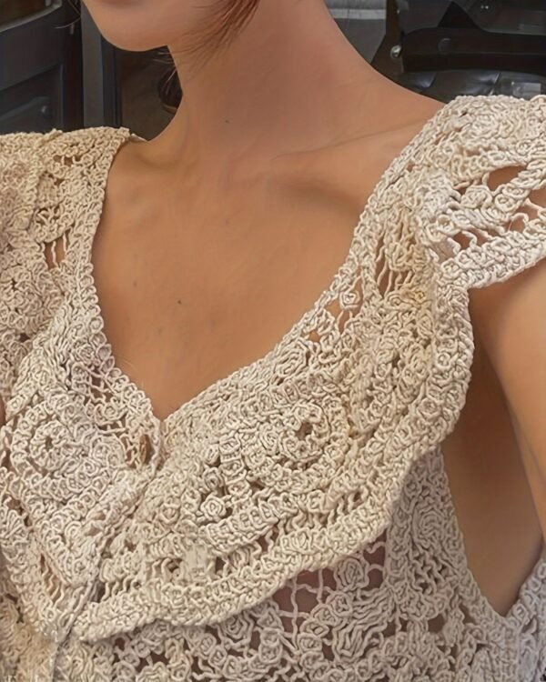 Caroline – Elegant Boho Blouse with Button Placket - Image 4