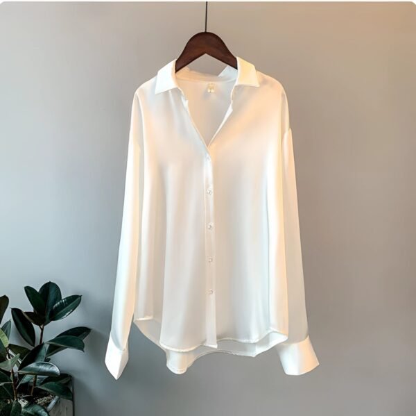 Iliana – Elegant Blouse in Slim Fit - Image 4
