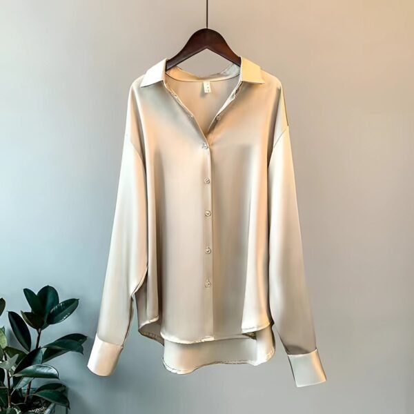 Iliana – Elegant Blouse in Slim Fit - Image 2