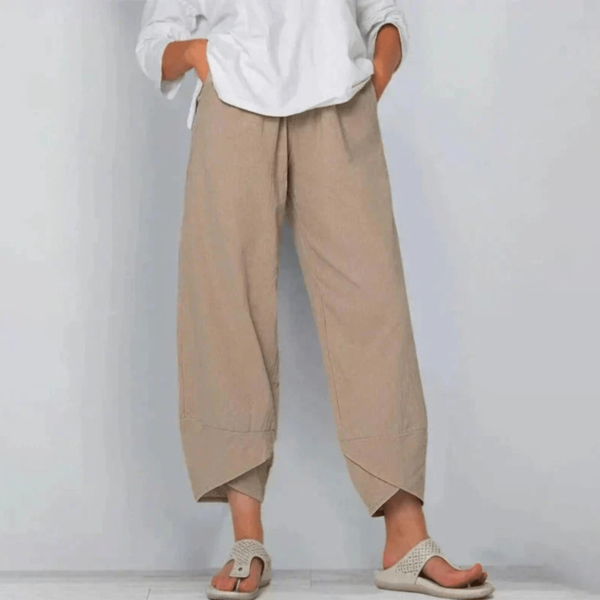 Lara – Elegant Slim Fit Trousers