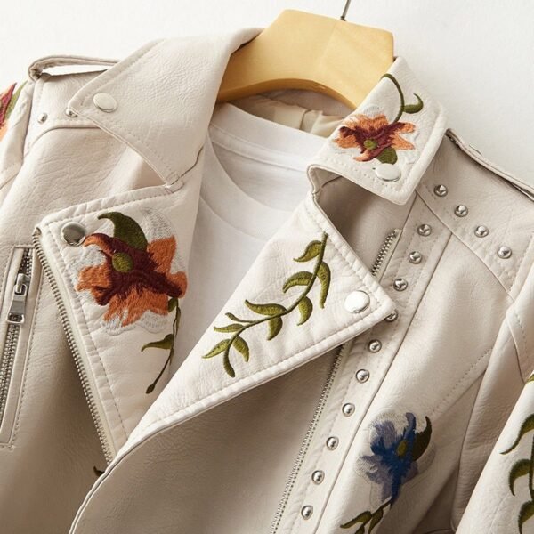 Leonie – Elegant Slim Fit Jacket - Image 4