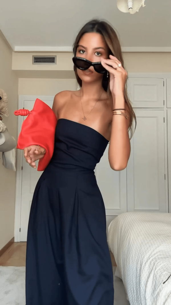 Lunja – Elegant Slim Fit Jumpsuit - Image 2