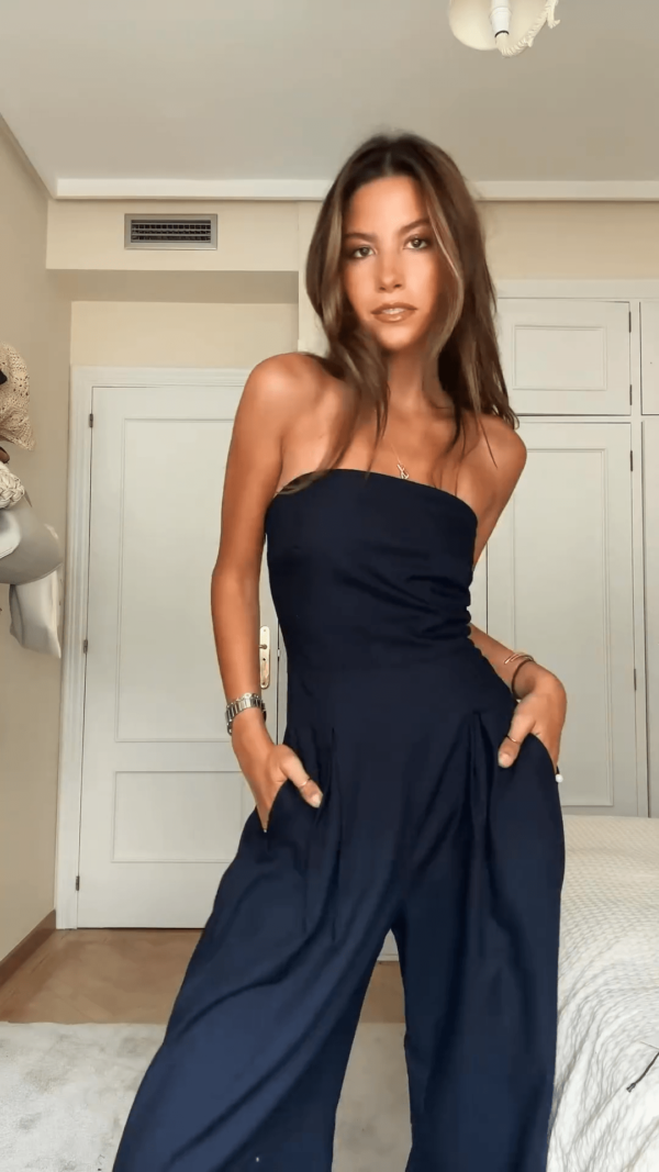 Lunja – Elegant Slim Fit Jumpsuit