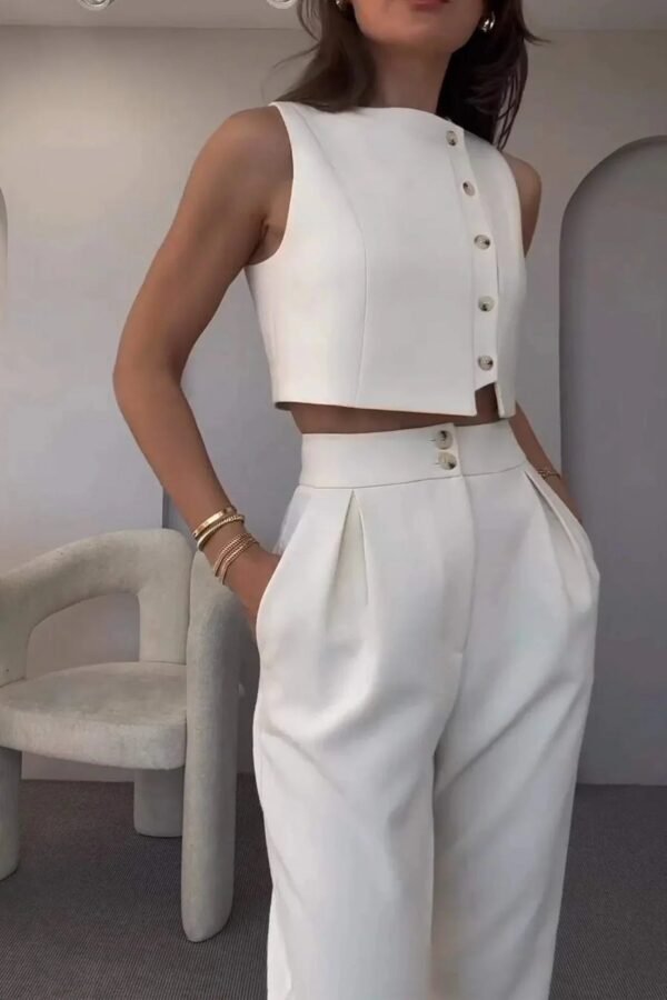 Noelia – Elegant Two-Piece Set