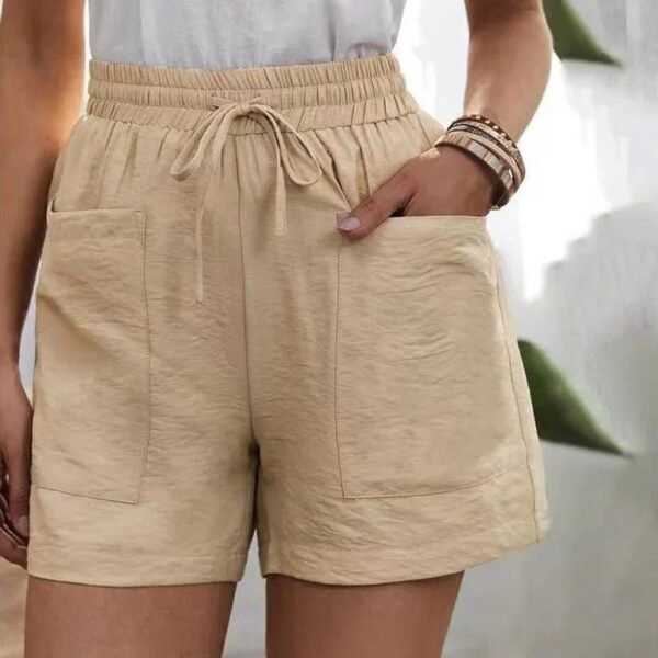 Yuna – Stylish Casual Shorts with Practical Pockets